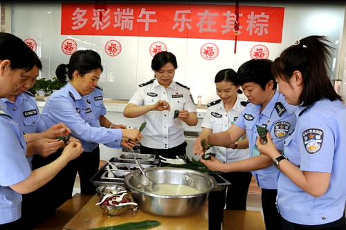 鄭州女子監獄端午節活動1.jpg